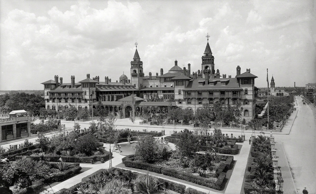 #27 Ponce de Leon Hotel, St. Augustine, Florida, circa 1897
