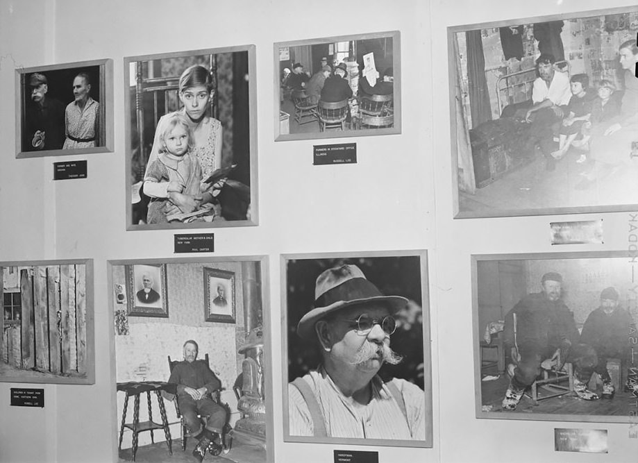 #22 First international photographic exhibit. New York City