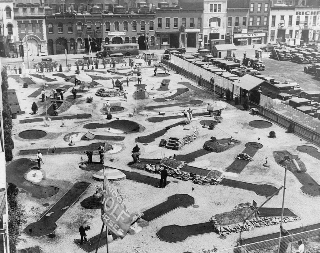 #3 Miniature golf courses in New York City on 50th Street next to Roxy’s theatre, 1930s.