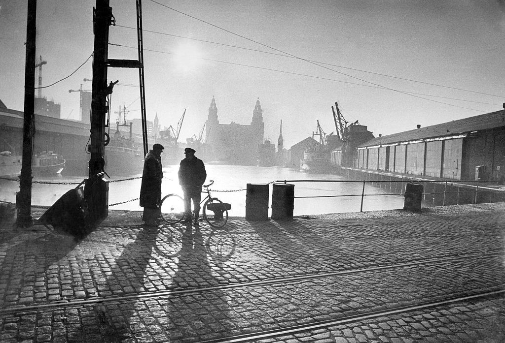 #15 A cold January morning at Princes Dock, Liverpool, January 1972.