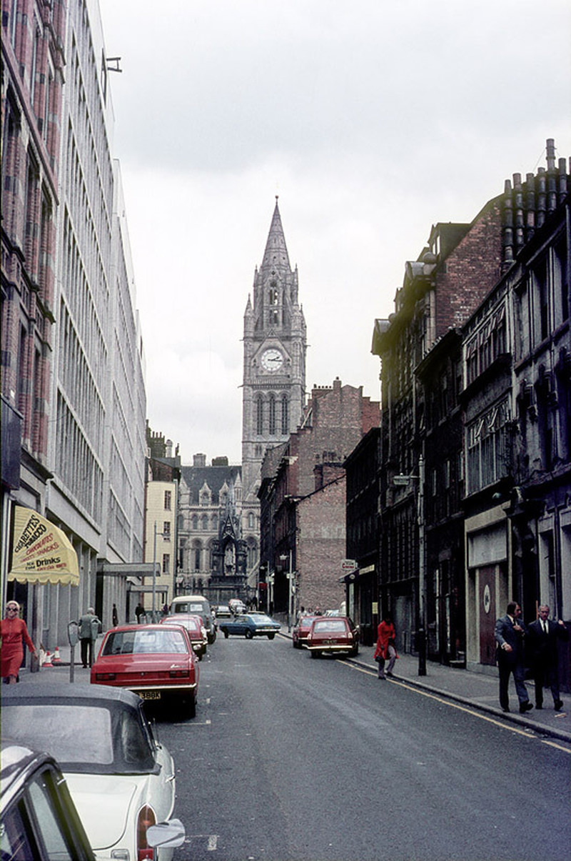 #21 View along George Street from Oxford Street towards Piccadilly in 1972