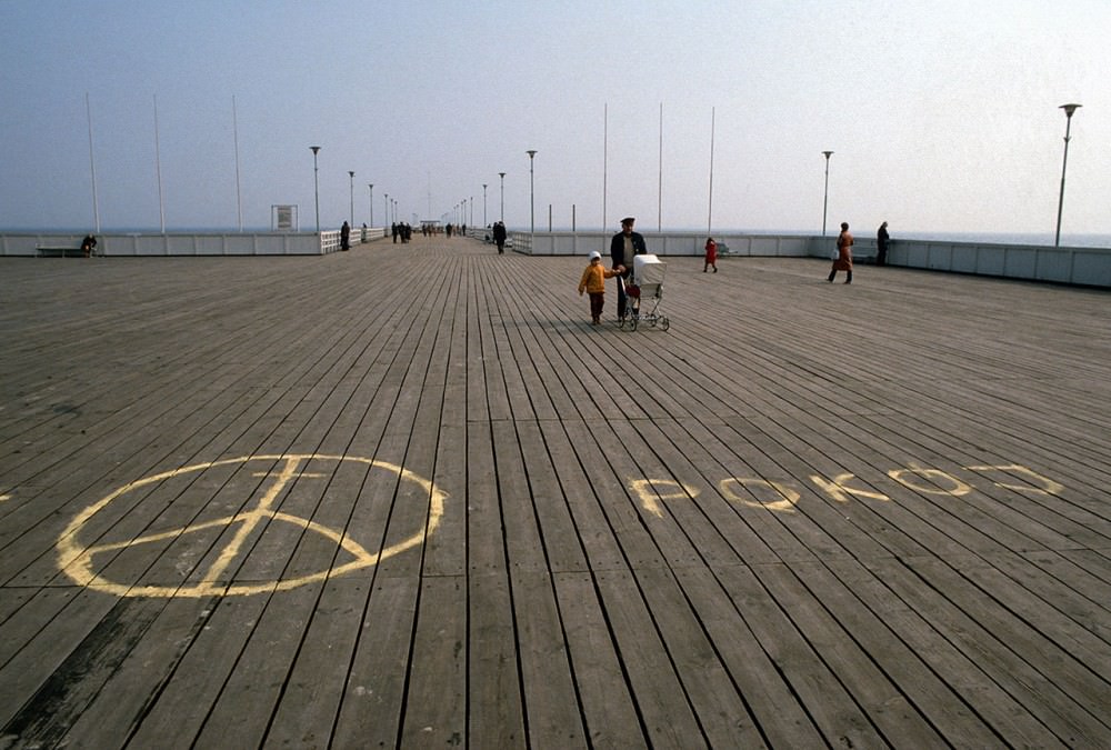 #32 Peace” graffiti on Sopot Pier, 1984.