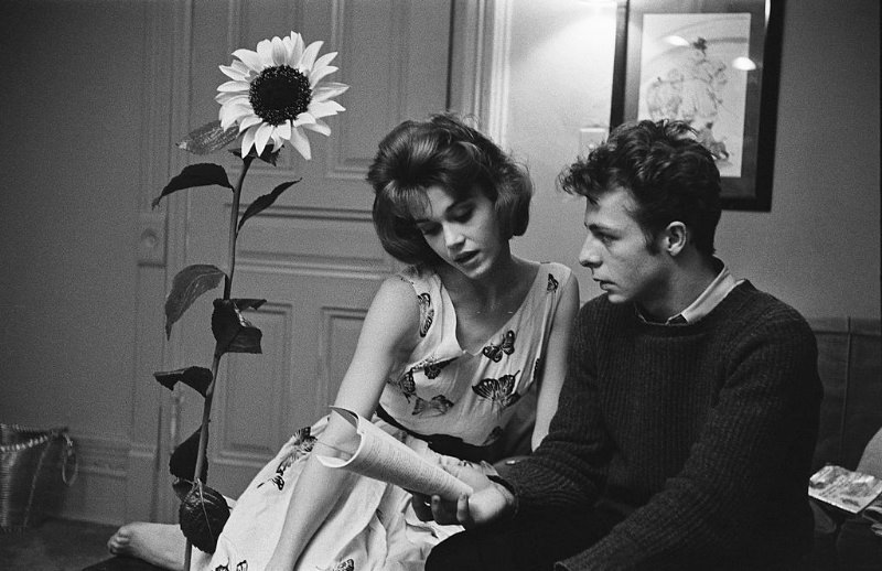 #9 Jane Fonda repeating a text with a friend.