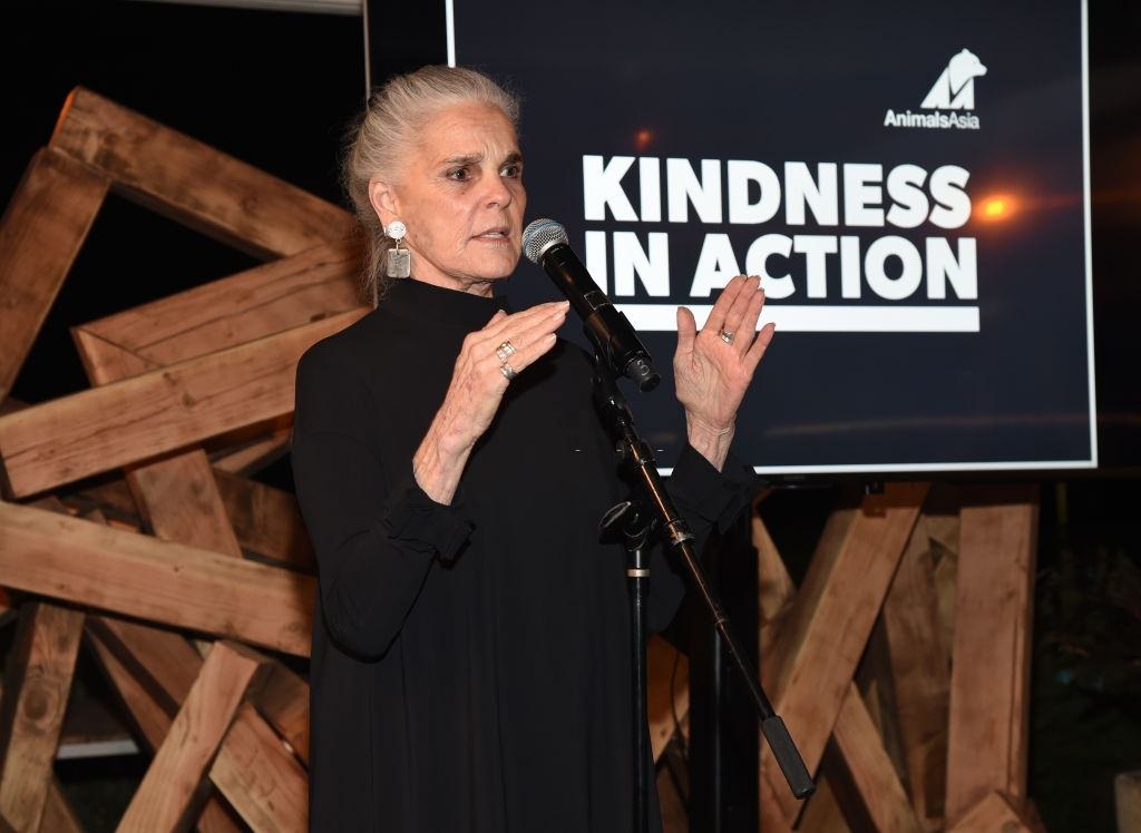 #52 Ali MacGraw sepaks onstage during the Animals Asia: Kindness in Action at NeueHouse Hollywood, 2020.