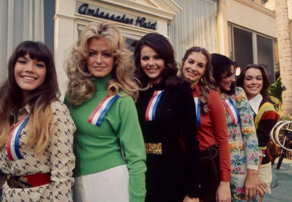 #12 Barbi Benton with Farrah Fawcett, Kathrine Baumann, Susan Damante, Tracy Reed and JoAnna Cameron in a beauty contest, 1973.