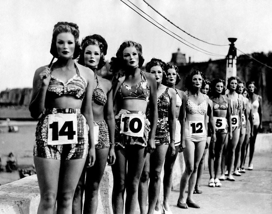 A perfect figure contest. Competitors wore facial masks so that the judges could see only the contestants’ bodies, 1947.