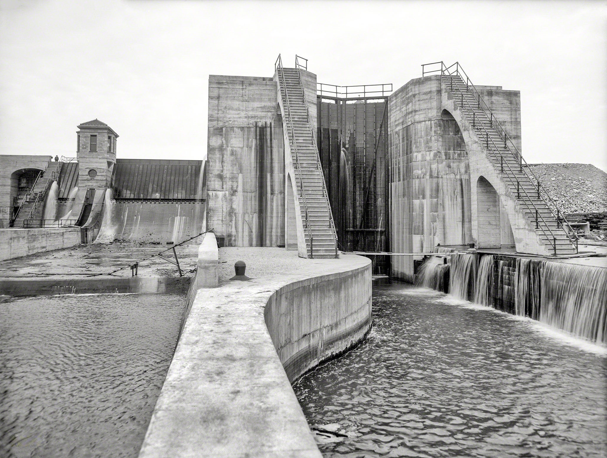 #13 The Great Locks, Chicago Drainage Canal, 1908