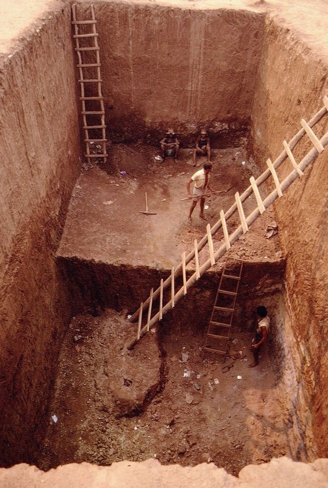 #5 Workers digging for the gold in Serra Pelada Gold Mine.