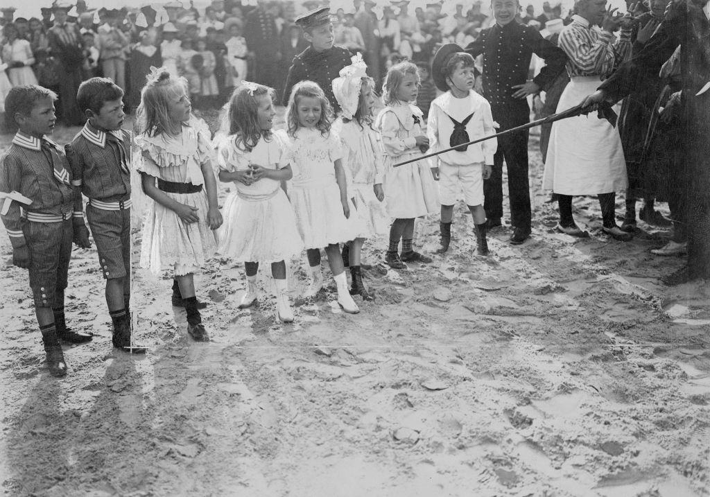 #41 Children at the start of a race at a children’s party on the beach of Ostend , 1904.