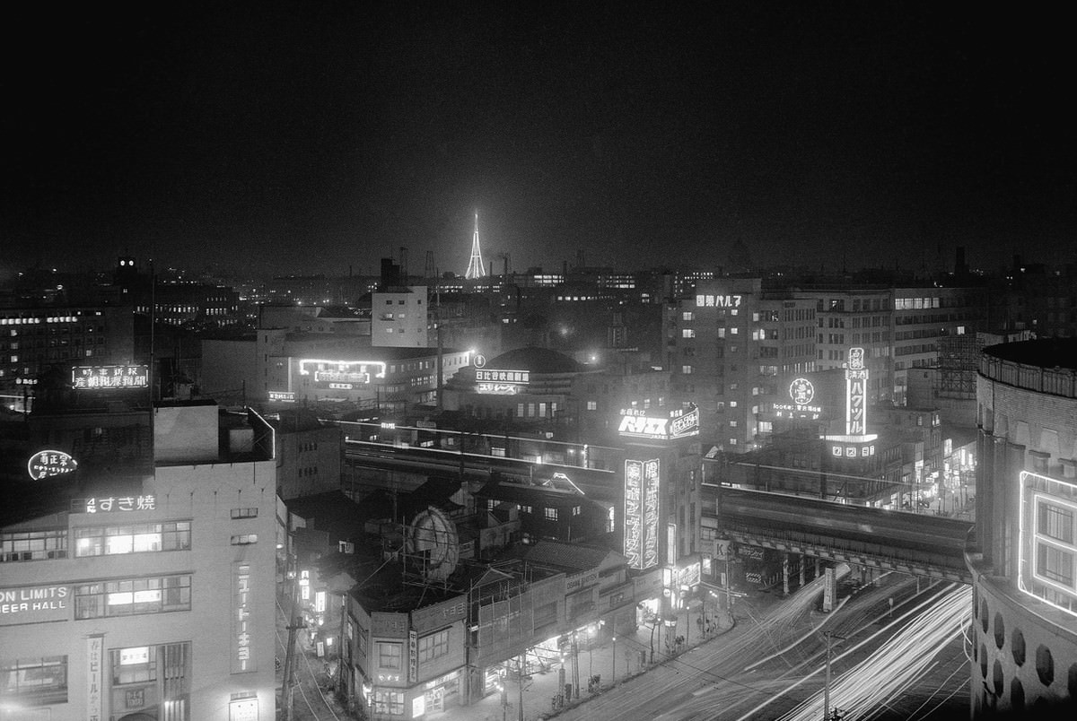 #21 Ten thousand photo flashbulbs lit up a new television station and tower in downtown Tokyo on March 26, 1955, in what was called the biggest flash shot in the world.