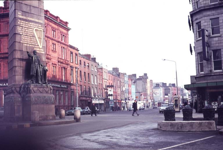 #16 Parnell Monument at the junction of Upper O’Connell Street, Parnell Street and Cavendish Row, Dublin, 1969