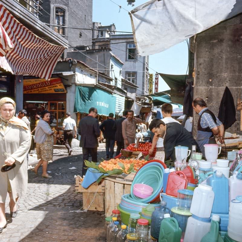 #64 A street in Eminönü, Istanbul, 1970s