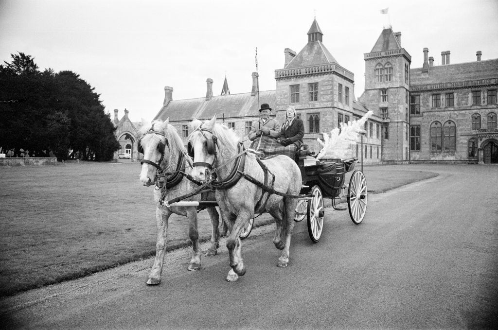 #34 Coach and Horses, being used to beat the fuel shortage at Walton Hall, Warwickshire, 1973.