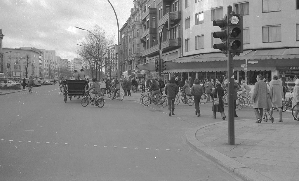 #44 Pedestrians on the Kurfuerstendamm, Berlin, during the oil crisis.