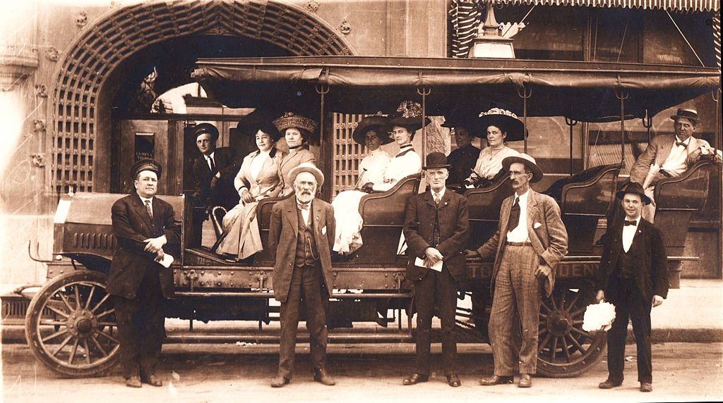 #21 Denver Omnibus for the Mountains, 1910s.