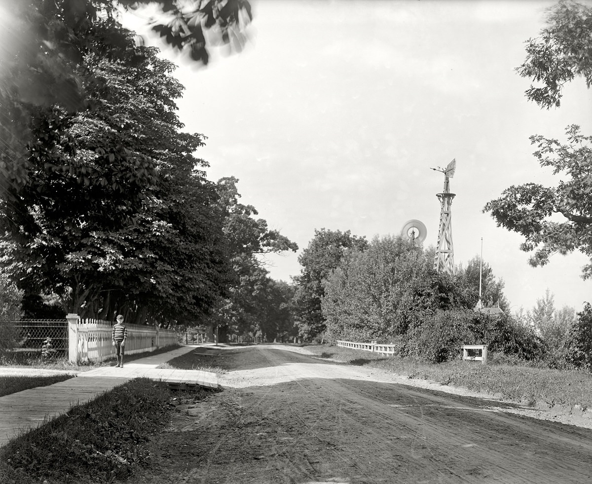 #1 A Grosse Ile road, Wayne County, Michigan, circa 1900