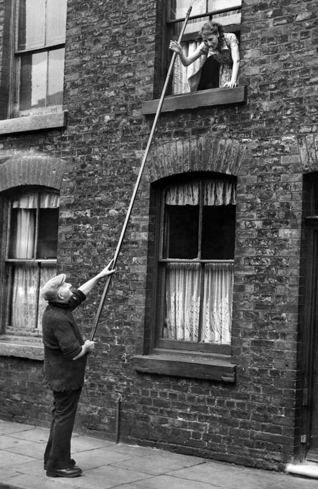 Before The Alarm Clocks, Knocker-Ups Were Hired To Wake People Up In Industrial Britain Weird