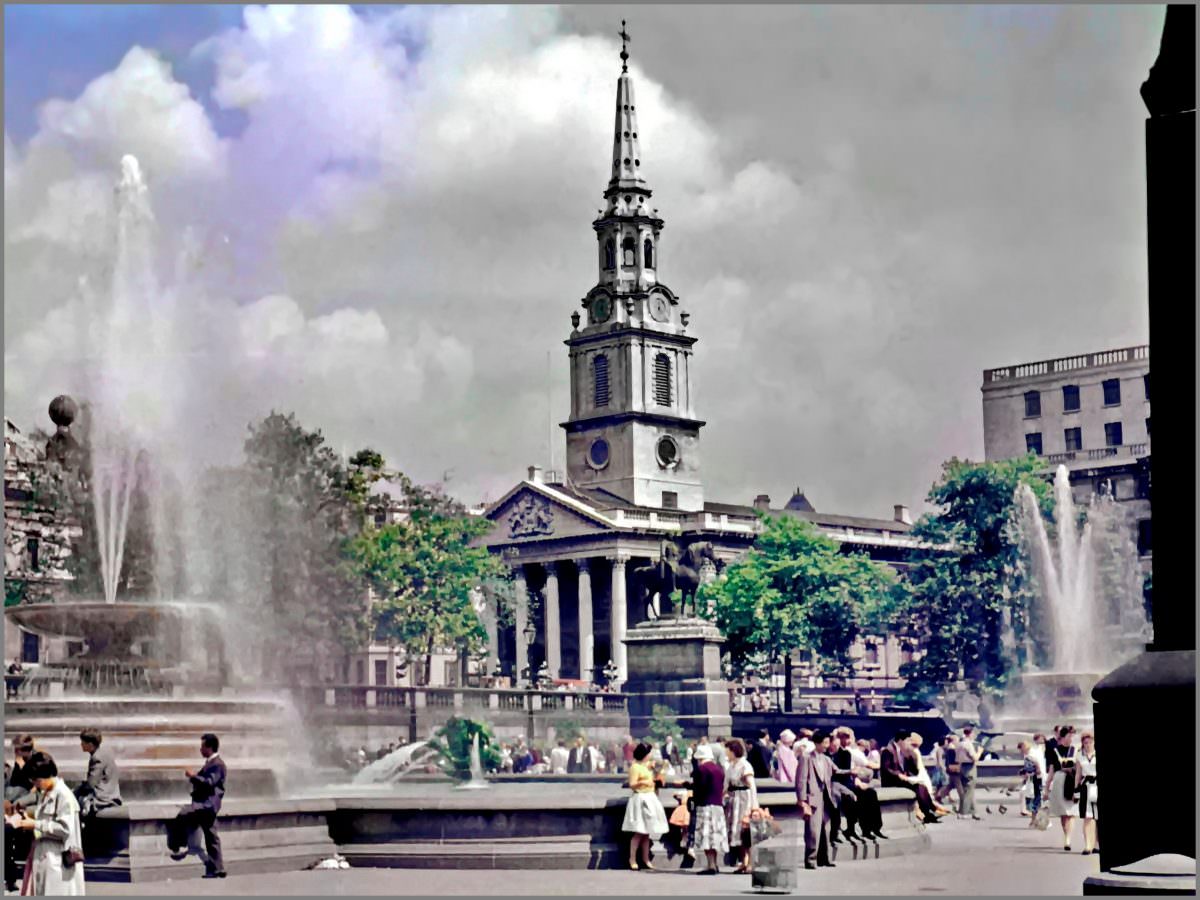 #12 Trafalgar Square with St. Martin’s, London, July 1962