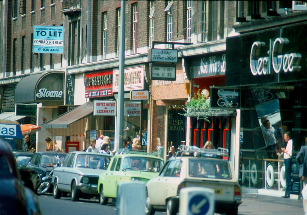 #21 Kings Road