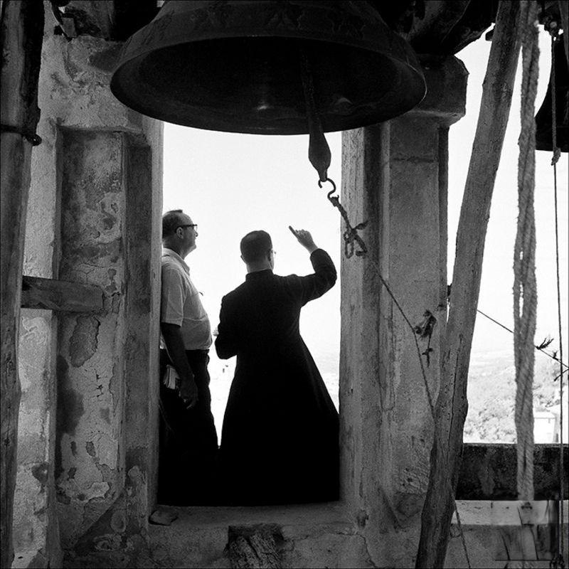 #21 Men in the bell tower of the hermitage of Santa Magdalena, 1956