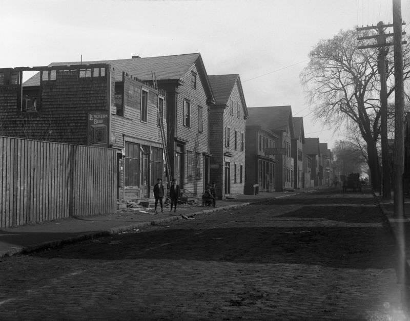 #7 Acushnet Avenue, looking south from Campbell, 1907