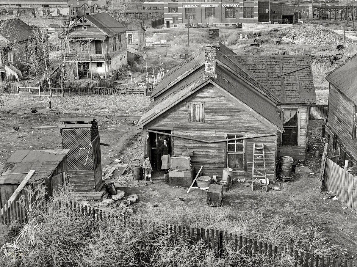 #22 Houses along the railroad tracks. Omaha, Nebraska, 1920s