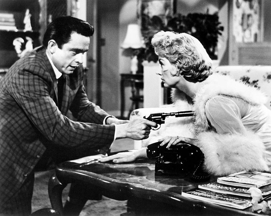 Johnny Cash as Johnny Cabot with actress Cay Forrester, in the movie ‘Five minutes to Live’ in 1961.
