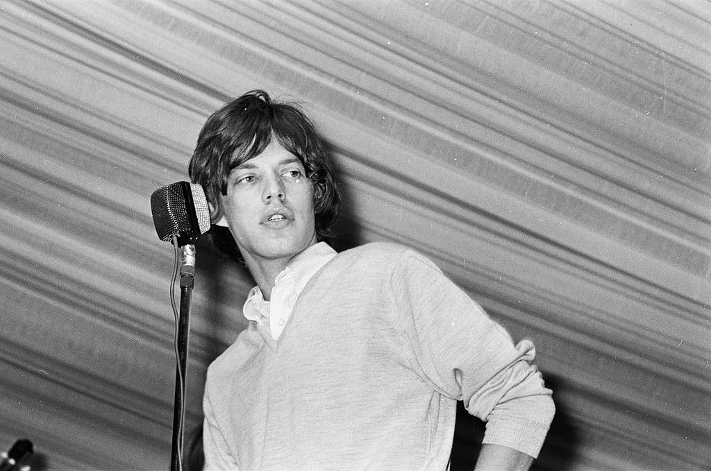 Mick Jagger s performs on stage at the Fourth National Richmond Jazz &; Blues Festival, 1964.