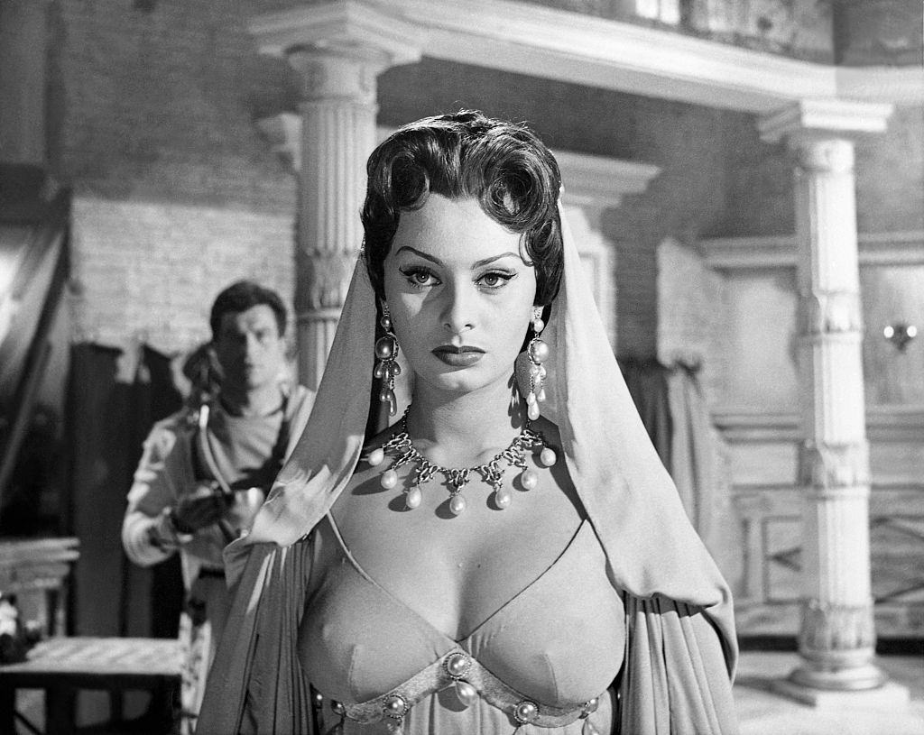 #28 Sophia Loren on the set of “Attila”.
