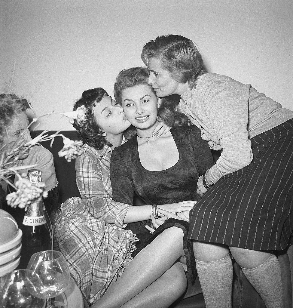 #53 Italian actress Sophia Loren with her mother and her sister, 1950s.