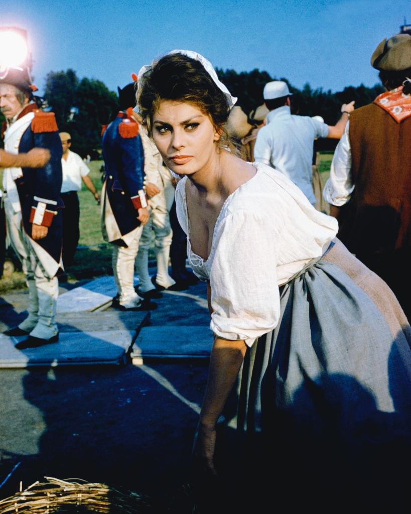 #71 Sophia Loren e on the set of the film, ‘The Pride and the Passion