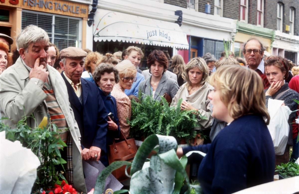 #58 Columbia Rd flower market 1984