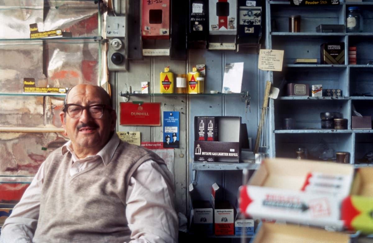 #61 Tobacconist – 1984