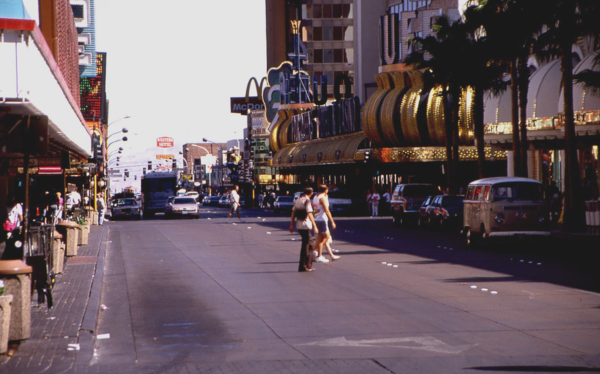 #9 Downtown Las Vegas, 1990