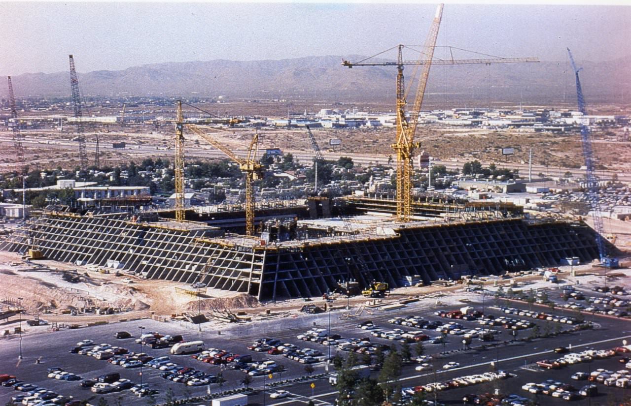 #30 Luxor Hotel & Casino under construction, c. November, 1992.
