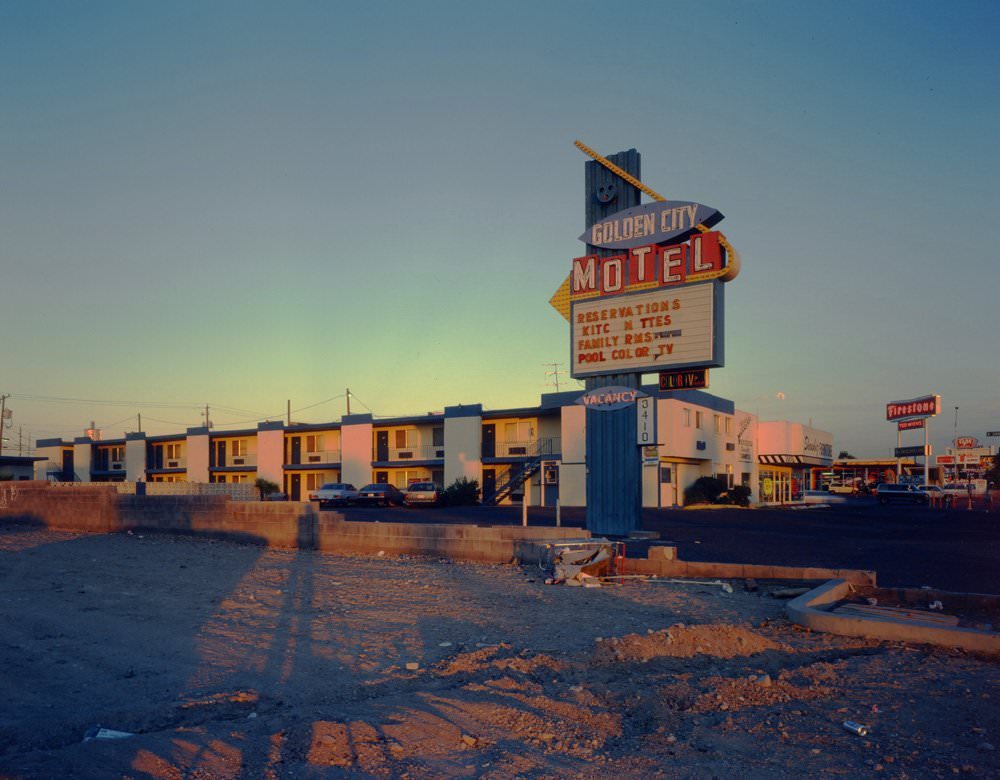 #53 Black Jack Motel, 2809 Fremont