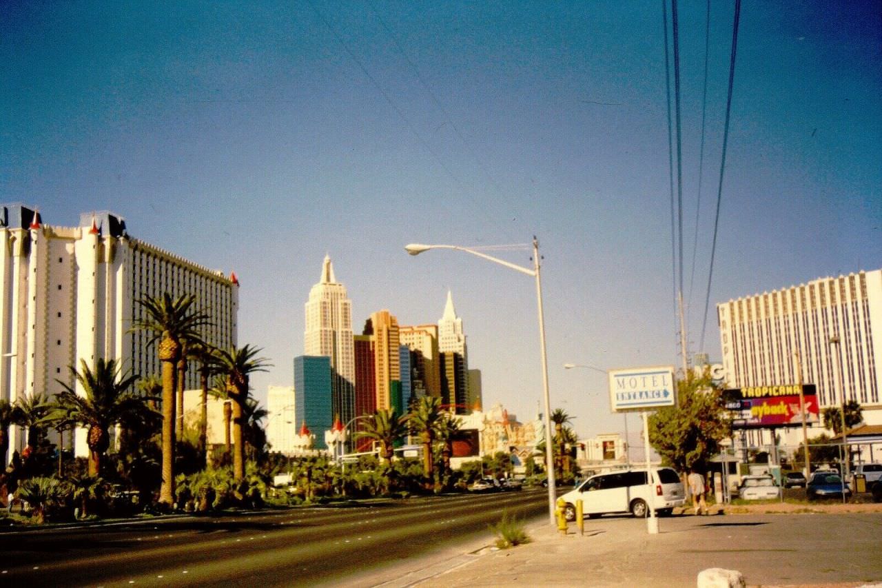 #65 Las Vegas Strip, October 1997