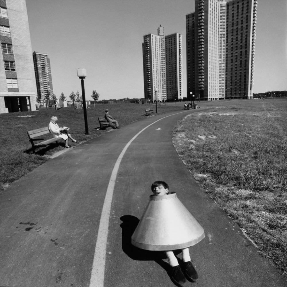 The Dream Collector: Photographer Recreated Childhood’s Nightmare From the 1960s Photography