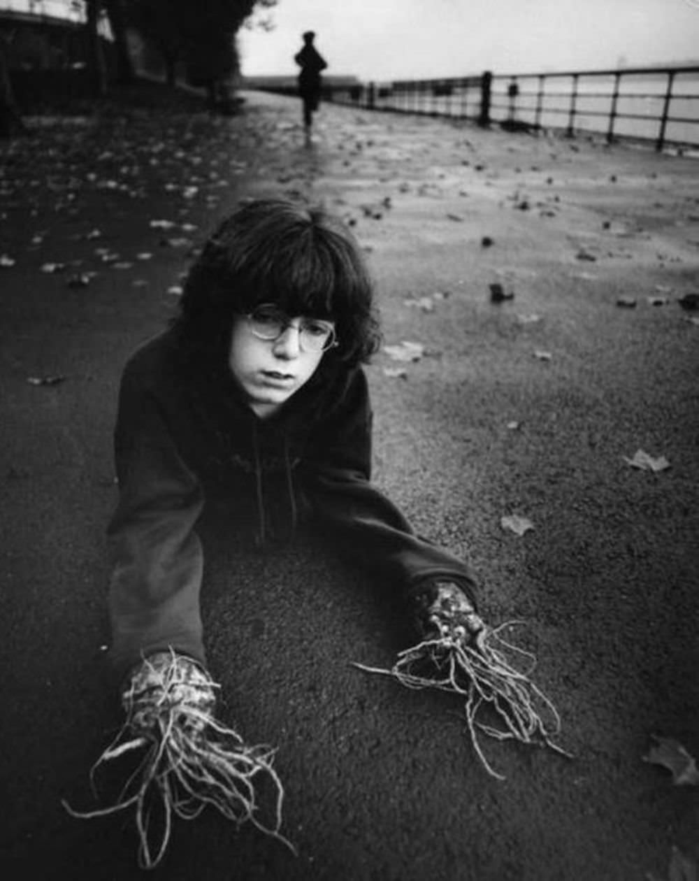 The Dream Collector: Photographer Recreated Childhood’s Nightmare From the 1960s Photography