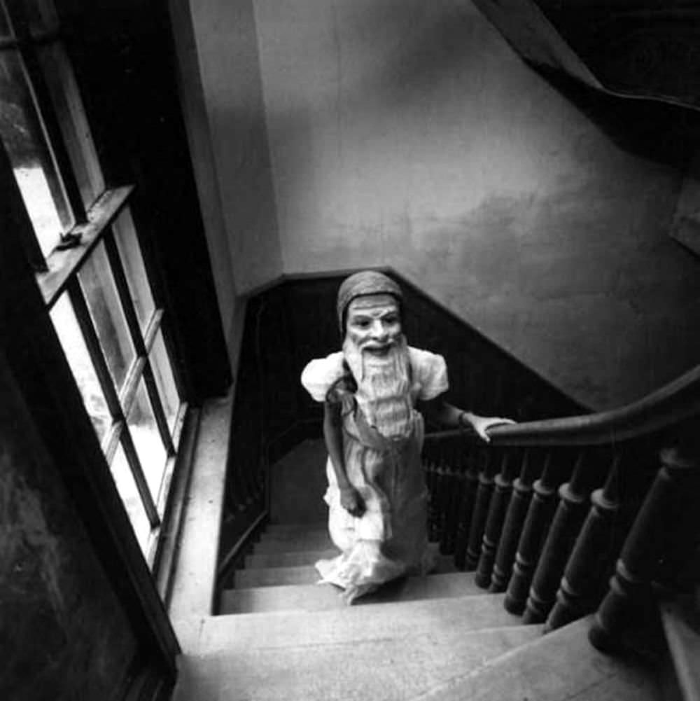 The Dream Collector: Photographer Recreated Childhood’s Nightmare From the 1960s Photography