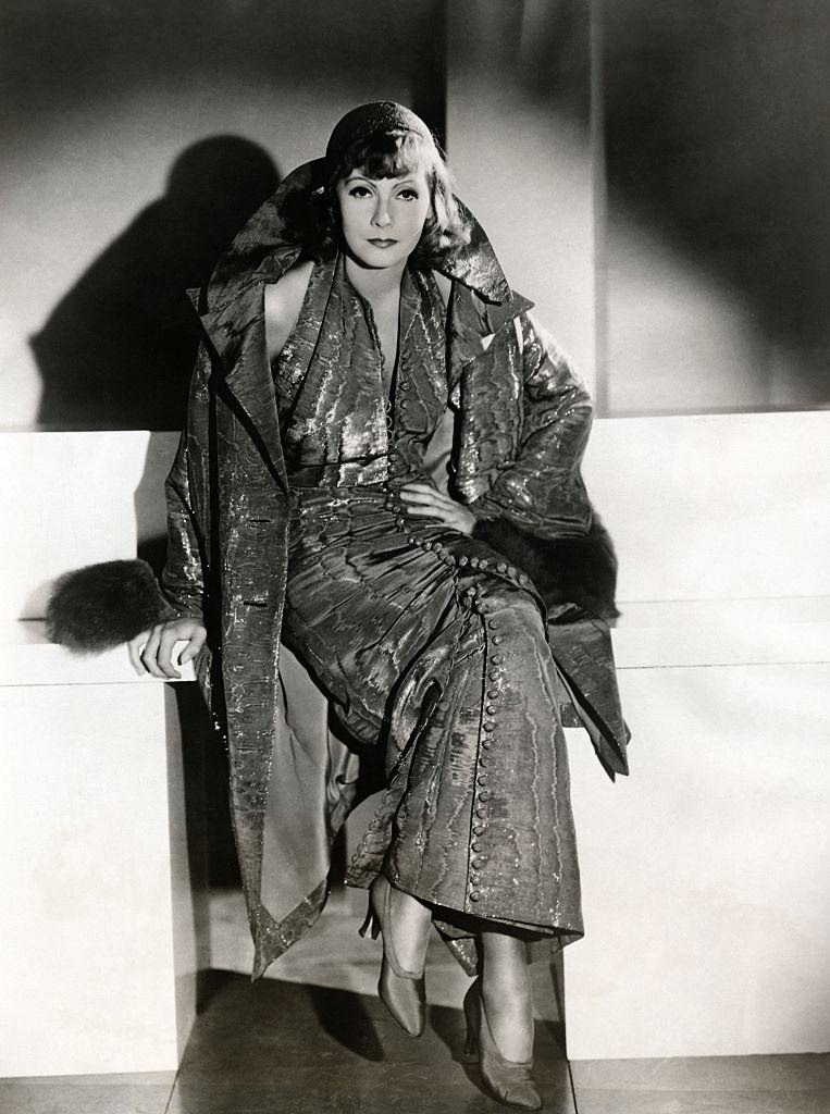 #19 Greta Garbo in a beautiful dress, 1929.