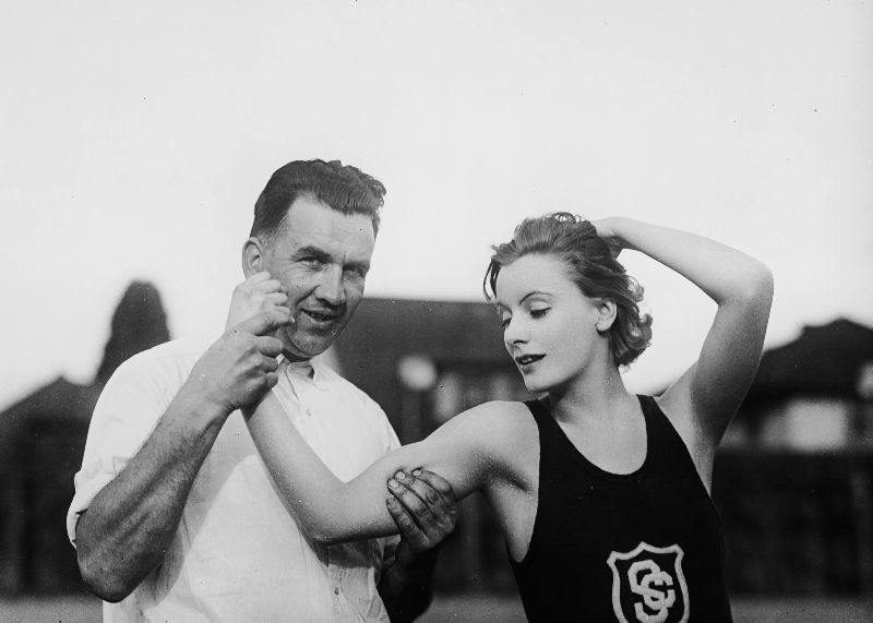 #55 Garbo’s biceps, 1926.