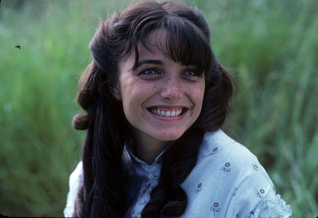 #4 Karen Allen on the set of ‘East of Eden’, 1981.