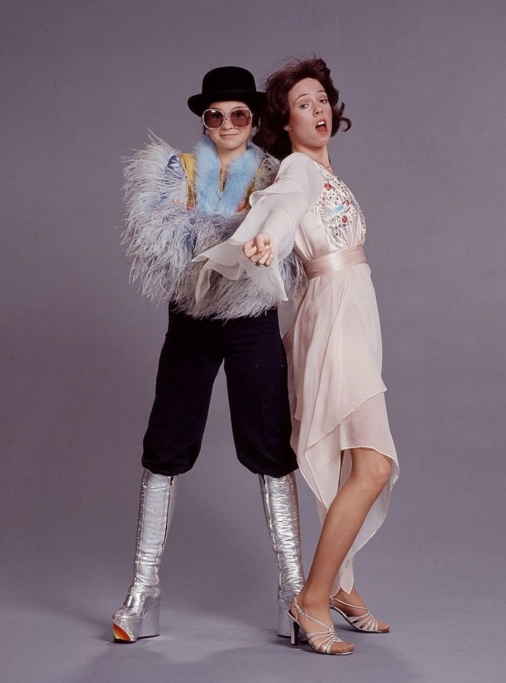 #3 Mackenzie Phillips with Valerie Bertinelli, 1976