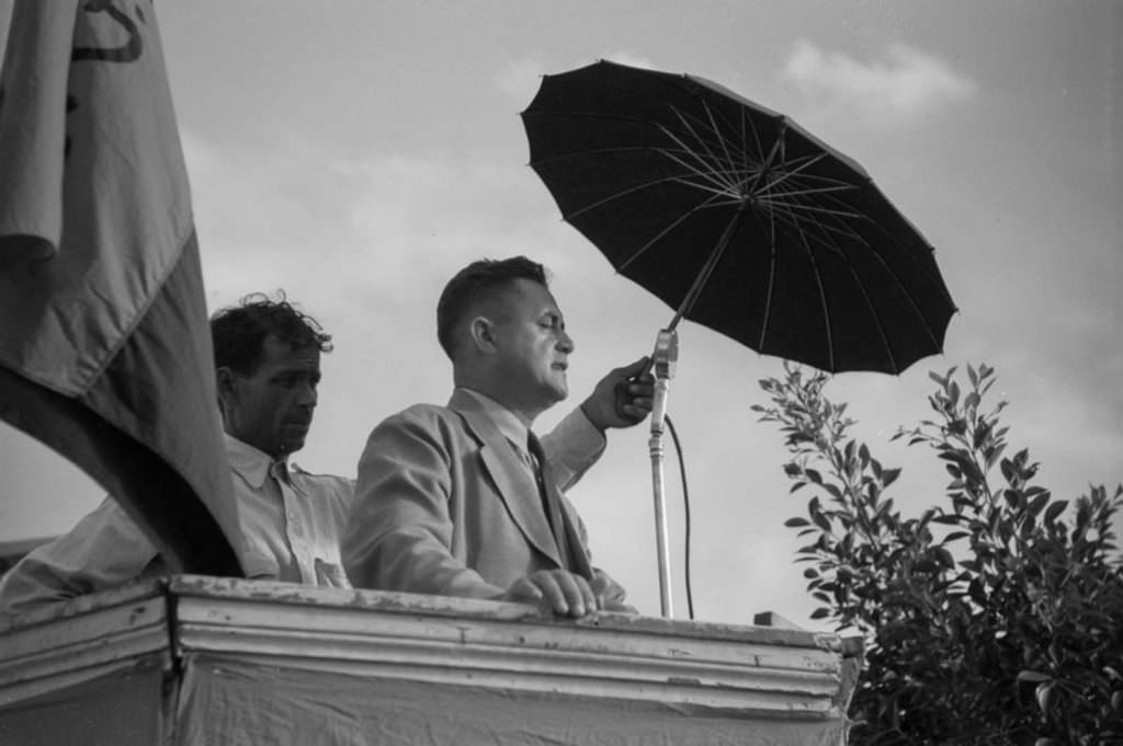 #21 The mayor of Yabucoa addresses a crowd of striking workers in the town plaza.
