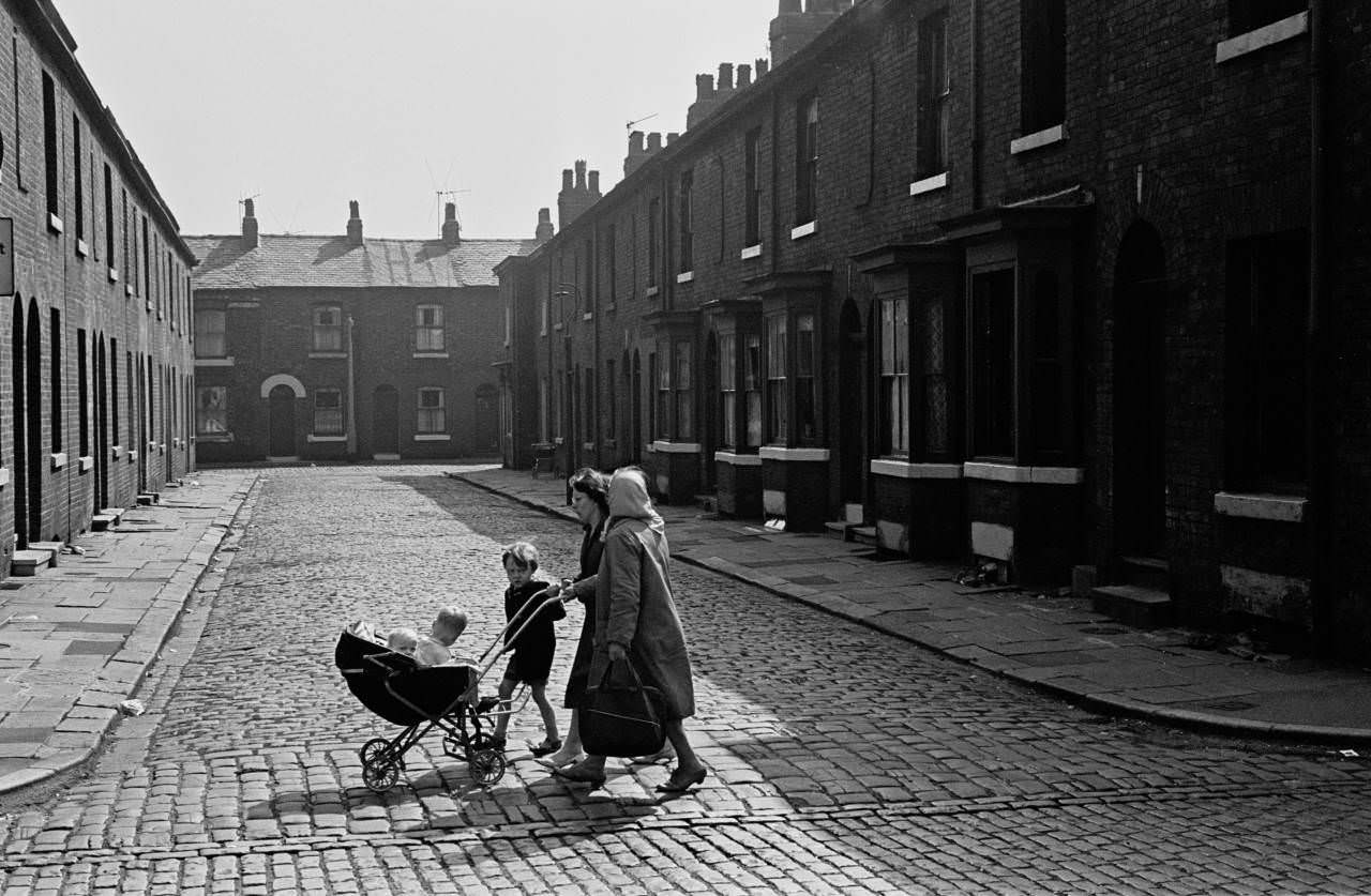 #9 Street scene Salford 1970