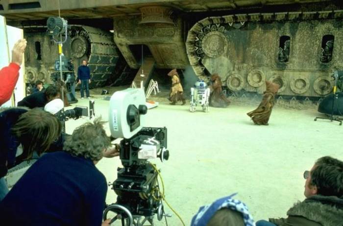 Filming Jawa’s for Return of the Jedi.