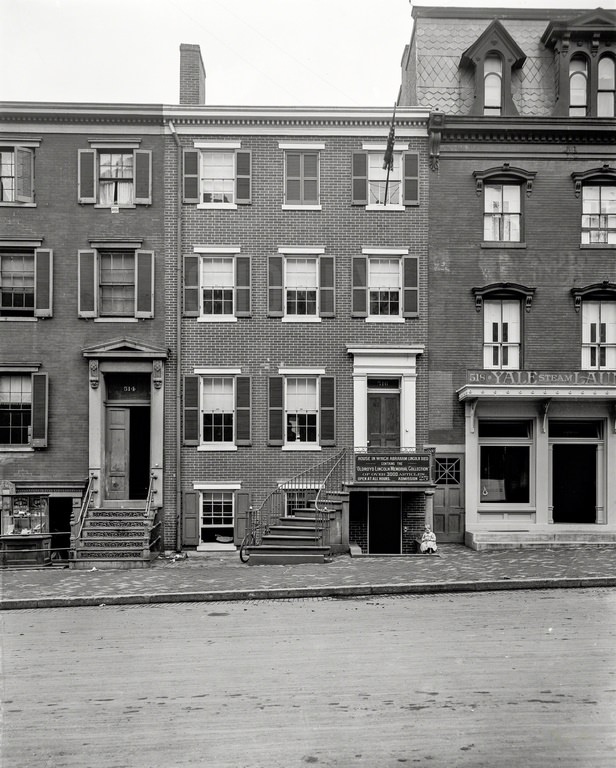 #13 Lincoln’s Deathplace. Washington, D.C., circa 1900.