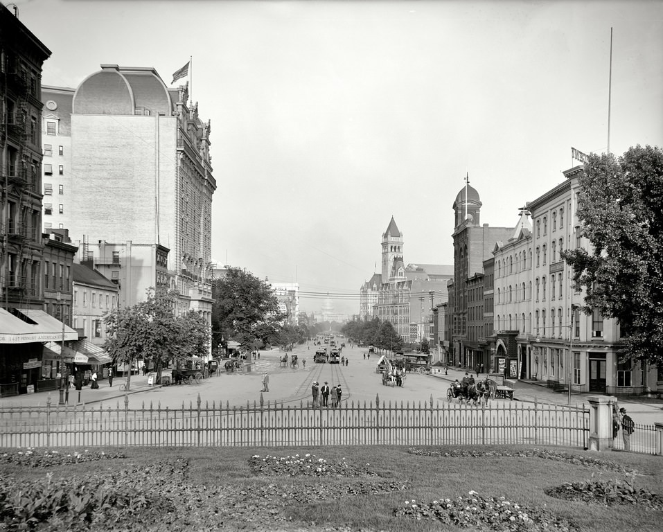 #21 Pennsylvania Avenue — Washington, D.C., June 1903.