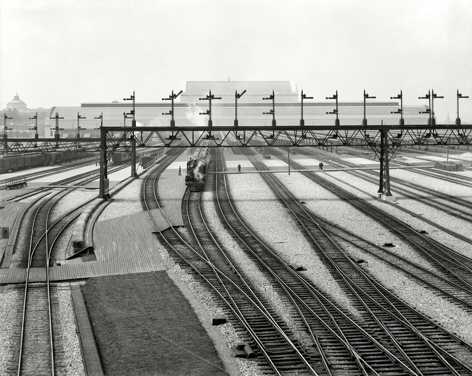 #26 Switch yards, Union Station. Washington, D.C., circa 1908.